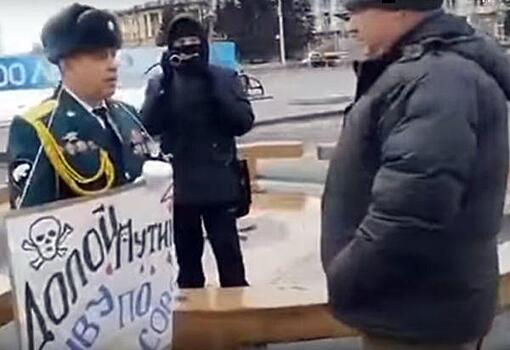 В Кемерове задержали инициатора одиночного пикета против Путина