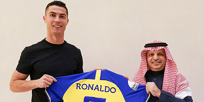 «Спасибо, Эр-Рияд, за теплый прием» — Роналду поблагодарил болельщиков новой команды