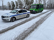 В Тюмени нелегальный мигрант с поддельными правами работал водителем маршрутки