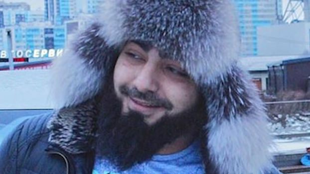 Угрожавший полицейскому блогер Пашаев вышел на свободу по решению суда в Петербурге