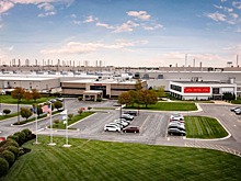 Toyota готовится к запуску двух восьмиместных кроссоверов