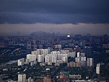 Москвичей предупредили о грозе и ветре