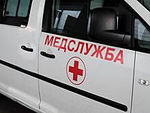 В Петербурге упавший кирпич пробил голову ребенку и попал на видео