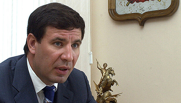 Бывший челябинский губернатор собрался на допрос по делу о взятке