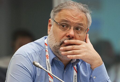 Хазин сказал, когда взлетит доллар