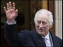 Король Карл III и королева Камилла появились на скачках, чтобы поддержать лошадь Елизаветы II