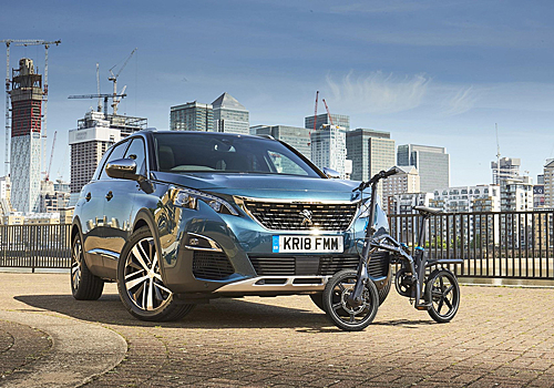 В оснащение Peugeot 5008 добавили электровелосипед