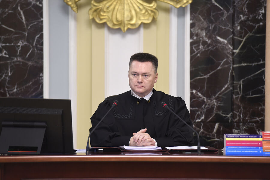 Краснов поручил подготовить обзор практики по сделкам с недвижимостью