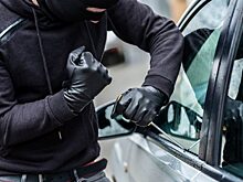 В Калининградской области участись кражи колес, зеркал и фар автомобилей
