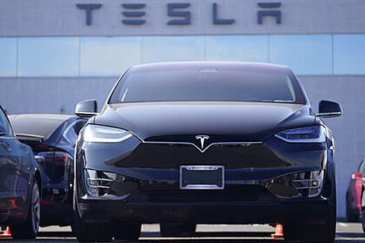 Водителя Tesla с автопилотом впервые будут судить за смертельное ДТП