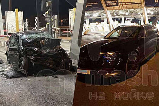 Mash: в Петербурге Lada Granta влетела в Mercedes, пострадавший в реанимации