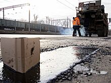 Власти Ростова дали однозначный ответ на вопрос, можно ли класть асфальт в лужи