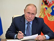 Путин запретил водителям с судимостью работать в такси