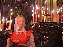 Священник Волков: приходить в храм с макияжем не запрещено