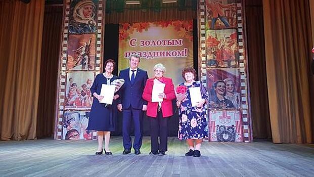 Почетных копейчан поздравил Анатолий Литовченко