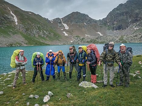 Активисты  &quot;Кубсомола&quot;  из Армавира покорили три горные вершины Карачаево-Черкесии
