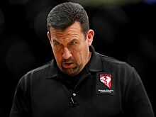 Легендарный судья UFC призвал легализовать правило коленей в боях промоушена