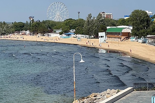 Кондратьев сообщил, сколько сейчас отдыхают туристов в Анапе