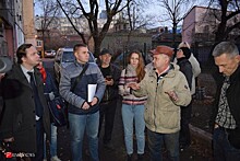 «Странная» стройка в историческом центре Владивостока заставила жильцов обратиться в правоохранительные органы