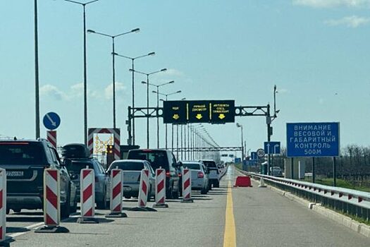 Туристам советуют альтернативные маршруты в Крым из-за пробки