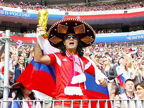 Катар и Мексика зовут к себе: что показывали фанаты в последних матчах чемпионата мира