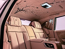Rolls-Royce Phantom Cherry Blossom украсили трехмерными «лепестками сакуры»