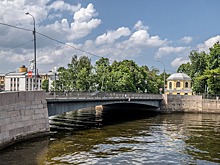 В Петербурге началась реконструкция части набережной реки Мойки