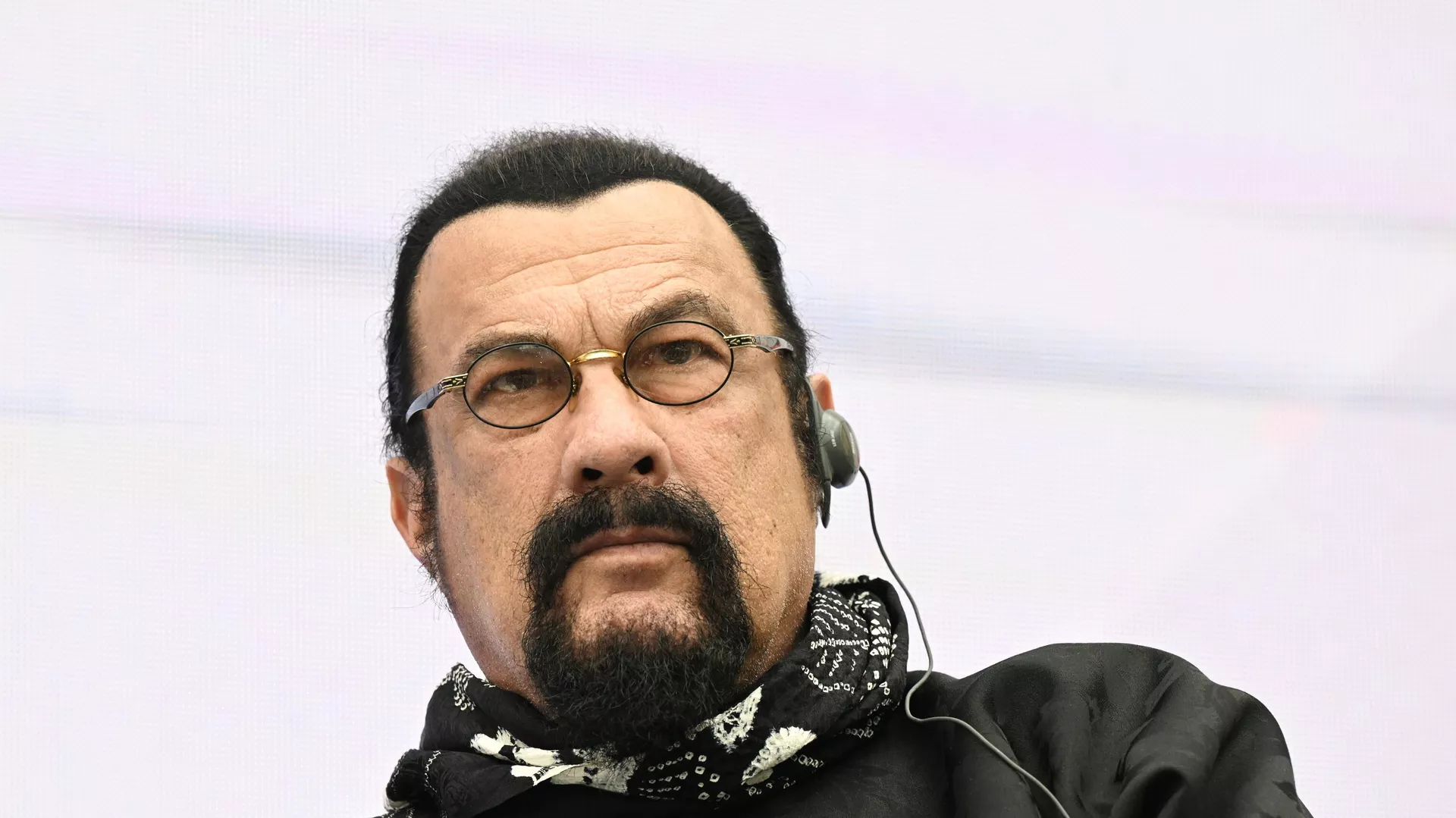 Сигал рассказал, что ему очень понравилось выступление Путина на ВЭФ