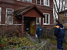 Дома с печным отоплением проверяют в преддверии зимы в Вологде 