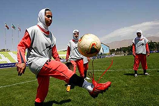 ФИФА прокомментировала информацию о наличии в женской сборной Ирана мужчин