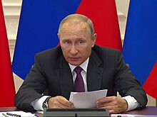 Путин поручил проиндексировать пенсии военным пенсионерам с 1 января 2018 года