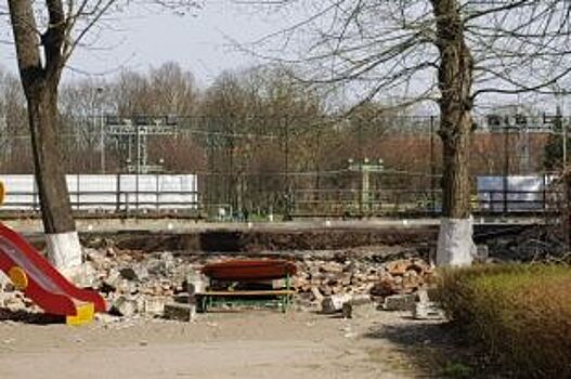 Рухнувший на детский сад забор принадлежит стадиону «Балтика»