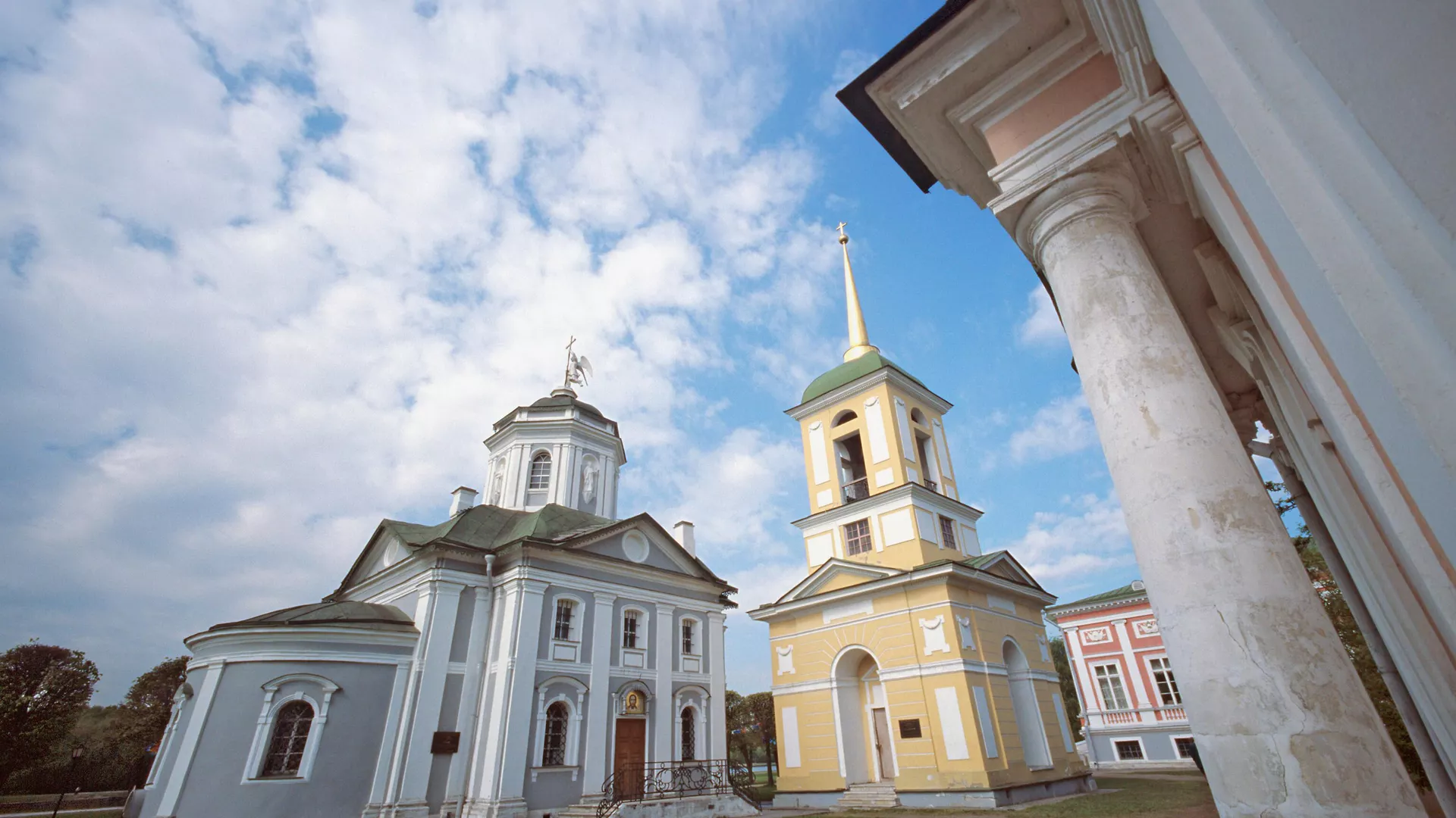 Названы предложенные суммы штрафов за изображение храмов без крестов