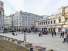 Микроавтобус сбил пешехода в центре Москвы