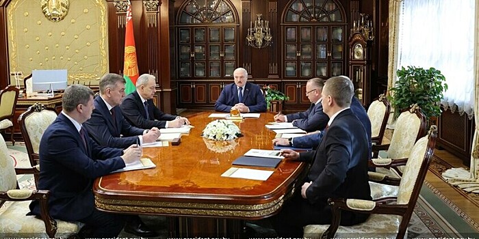 Лукашенко: Бюджетные деньги должны использоваться на нужды народа