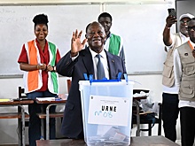 На выборах главы Кот-д'Ивуара лидирует действующий президент Алассан Уаттара