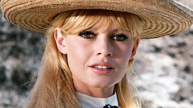 Брижит Бардо похоронили в семейном склепе на Морском кладбище в Сен-Тропе