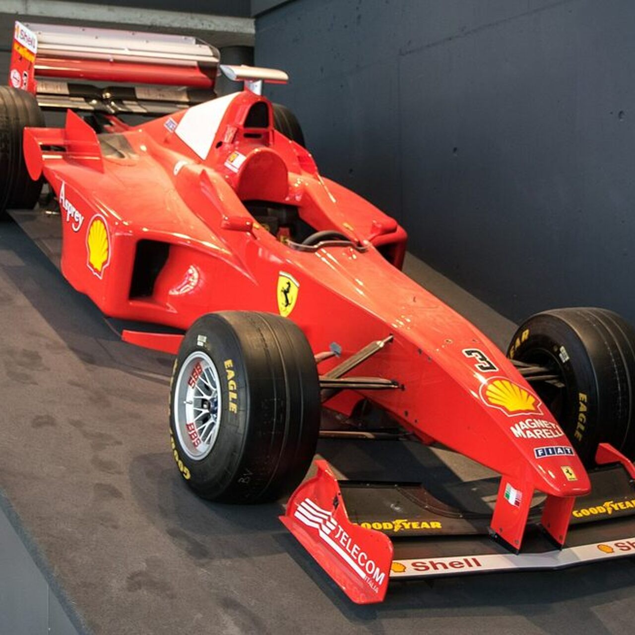 Ferrari F300 Михаэля Шумахера продали за $6,2 млн - Рамблер/авто