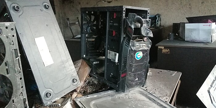 Черные дни января: офис телеканала «МИР» в Алматы сожжен дотла