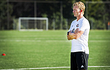 Серебряный призер чемпионата мира по футболу 2010 года Кёйт возглавил "Ден Хааг"
