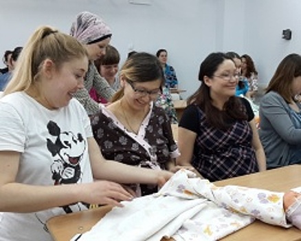 В Дёме проходят лекции для беременных по подготовке к родам