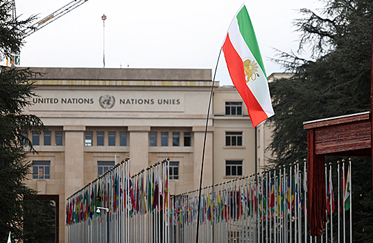 В Женеве начались трехсторонние переговоры между Россией, Украиной и США