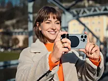 Leica выпустила ручку, которая превращает iPhone в классический фотоаппарат