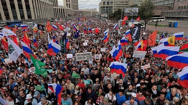 России прочат новую волну массовых протестов