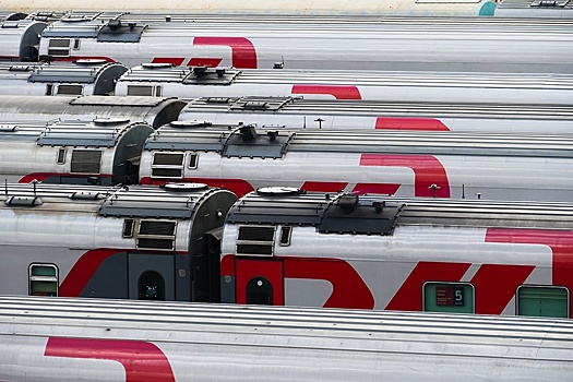 В РЖД рассказали о задержке поездов после схода вагонов в Амурской области