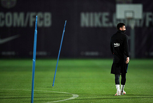 Месси продлил контракт с "Барселоной"