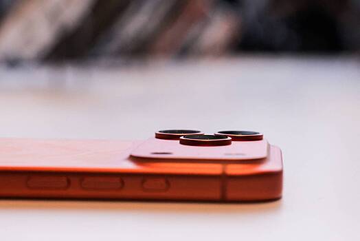 Самый дорогой iPhone подешевел в России