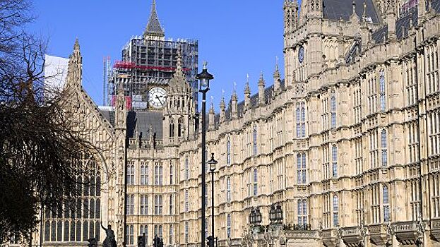 В Лондоне задумались об опасностях, грозящих старинным зданиям