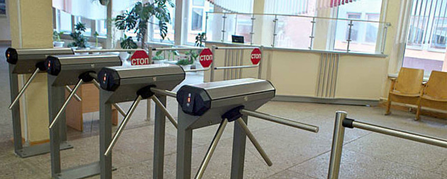 В Томске принято решение выделить около 900 тысяч рублей на усиление безопасности восьми школ