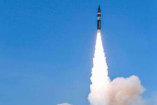Индия запустила баллистическую ракету средней дальности